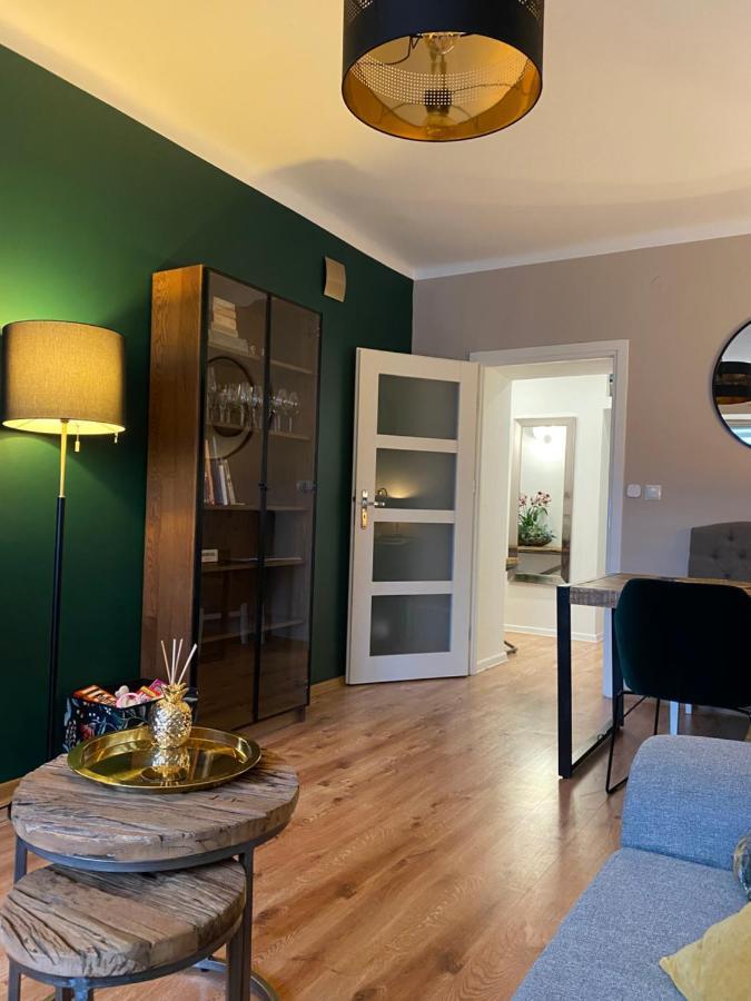 Apartament.Wolnosc Apartment Варшава Екстериор снимка