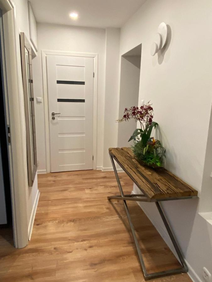 Apartament.Wolnosc Apartment Варшава Екстериор снимка